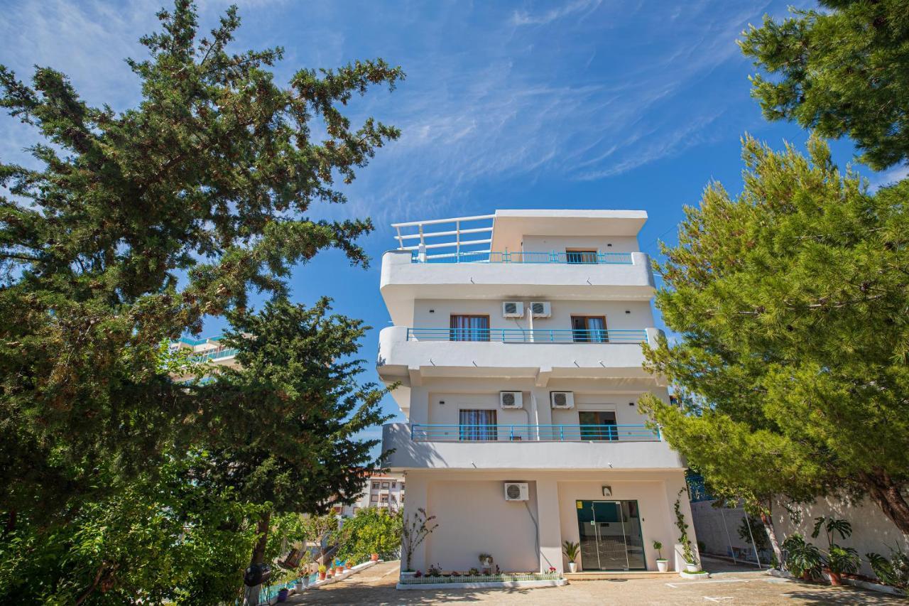 Villa Gaudium Radhimë Екстериор снимка